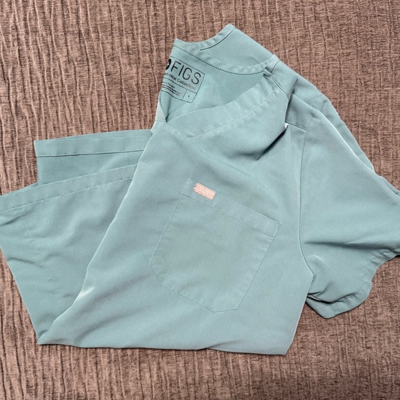 Figs Tops - Figs Large Scrub Top